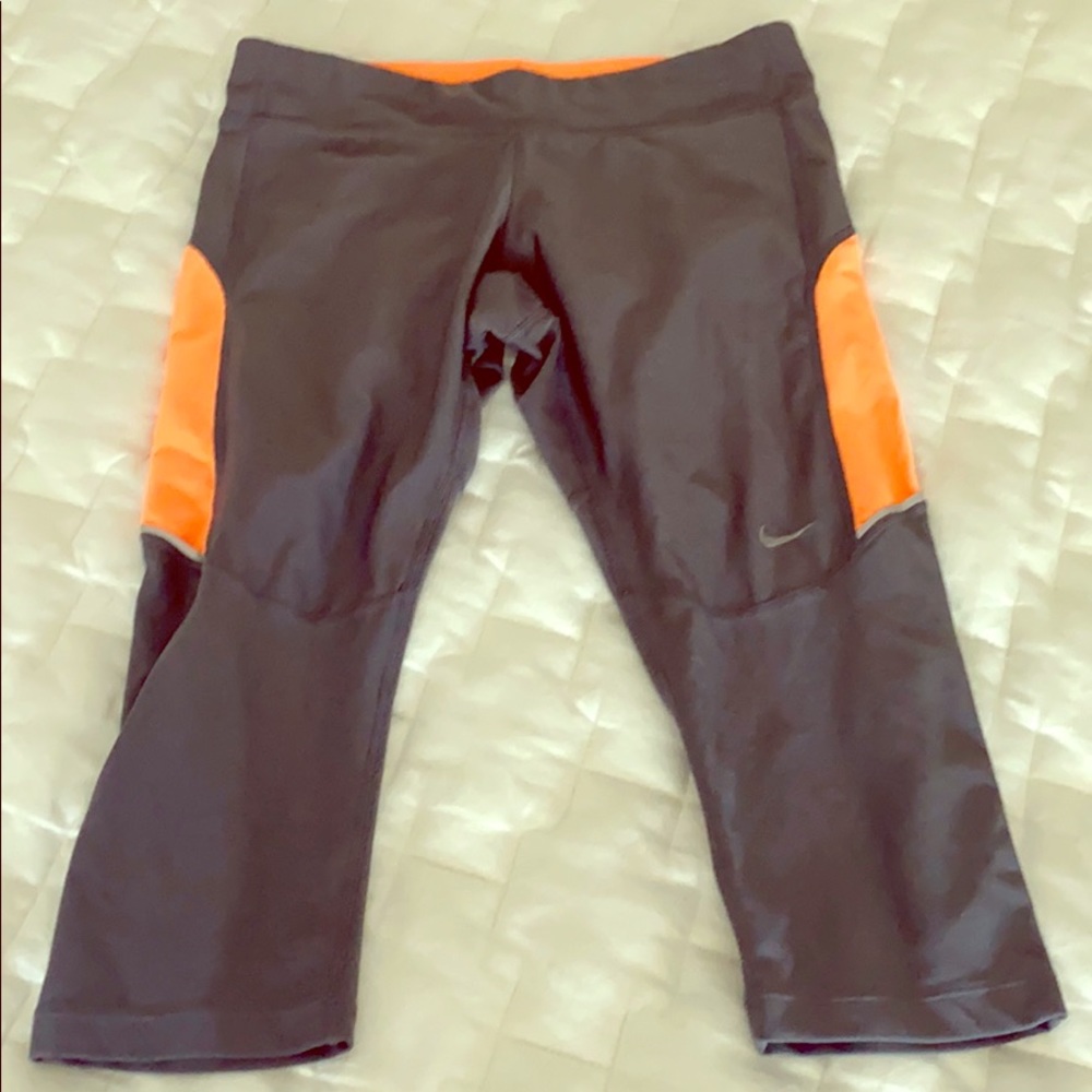 Nike Cropped Running Leggings Small